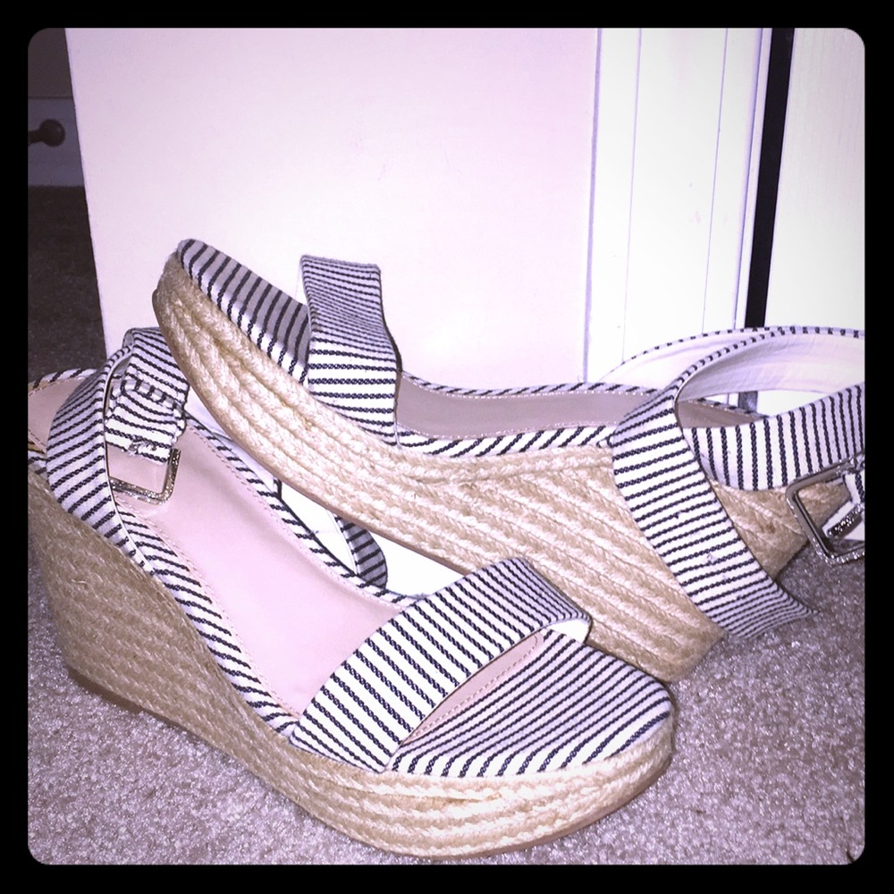Forever 21 wedges